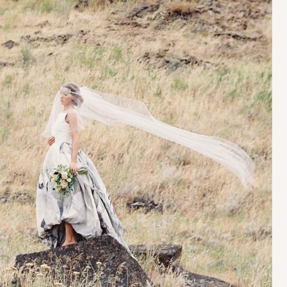 Chapel length Twigs and Honey ivory veil